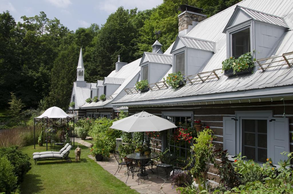 Saint-Sauveur-des-Monts Le Petit Clocher Gite Touristique B & B מראה חיצוני תמונה
