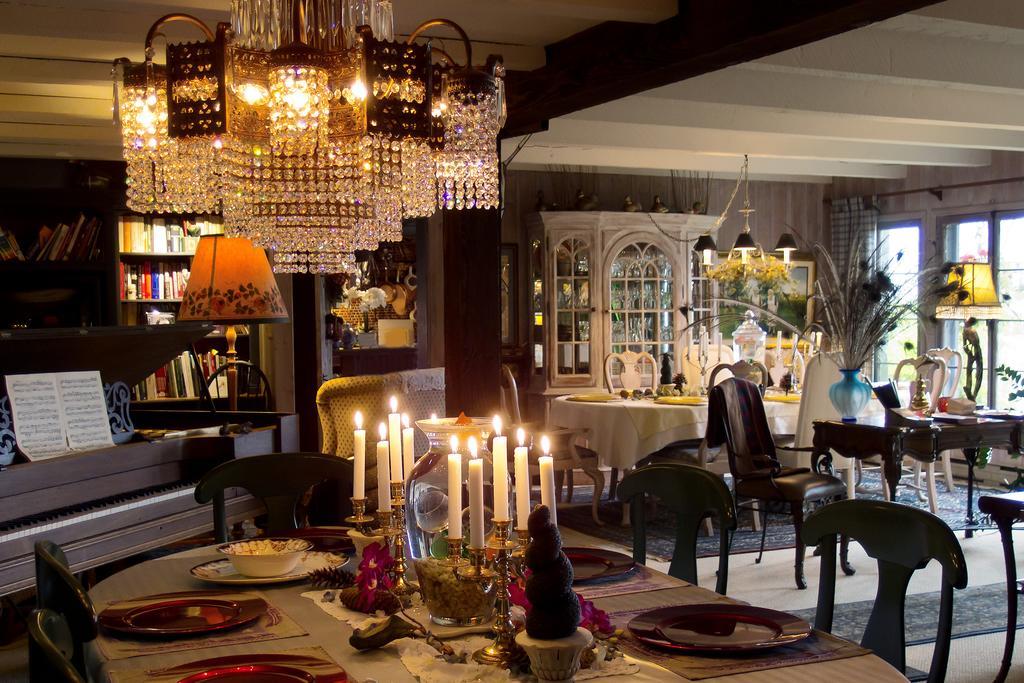 Saint-Sauveur-des-Monts Le Petit Clocher Gite Touristique B & B מראה חיצוני תמונה