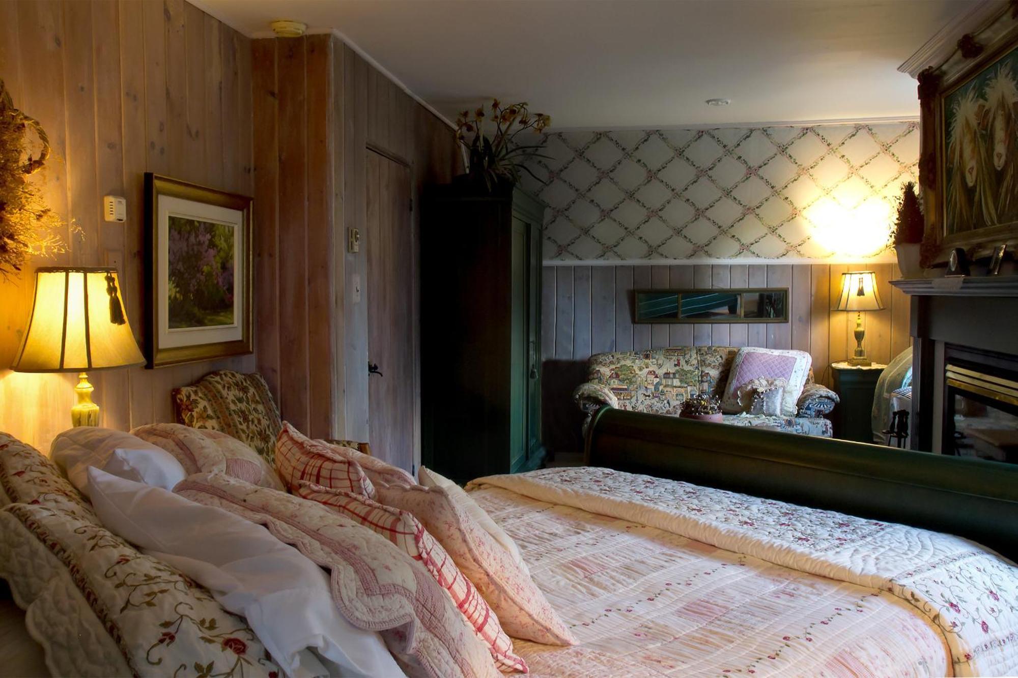 Saint-Sauveur-des-Monts Le Petit Clocher Gite Touristique B & B חדר תמונה