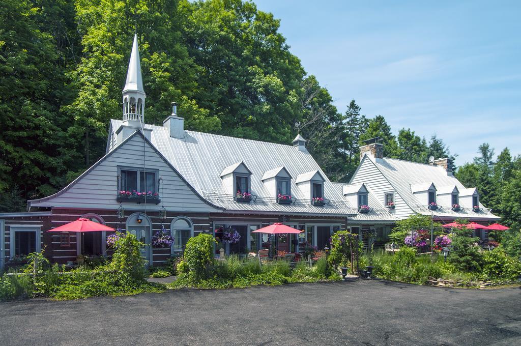 Saint-Sauveur-des-Monts Le Petit Clocher Gite Touristique B & B מראה חיצוני תמונה