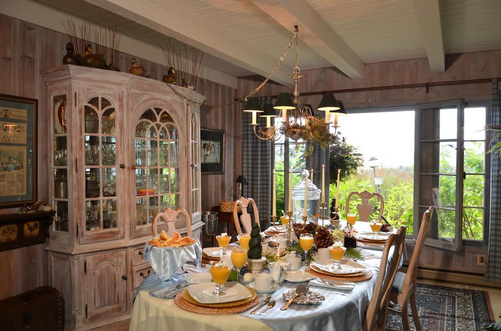 Saint-Sauveur-des-Monts Le Petit Clocher Gite Touristique B & B מראה חיצוני תמונה