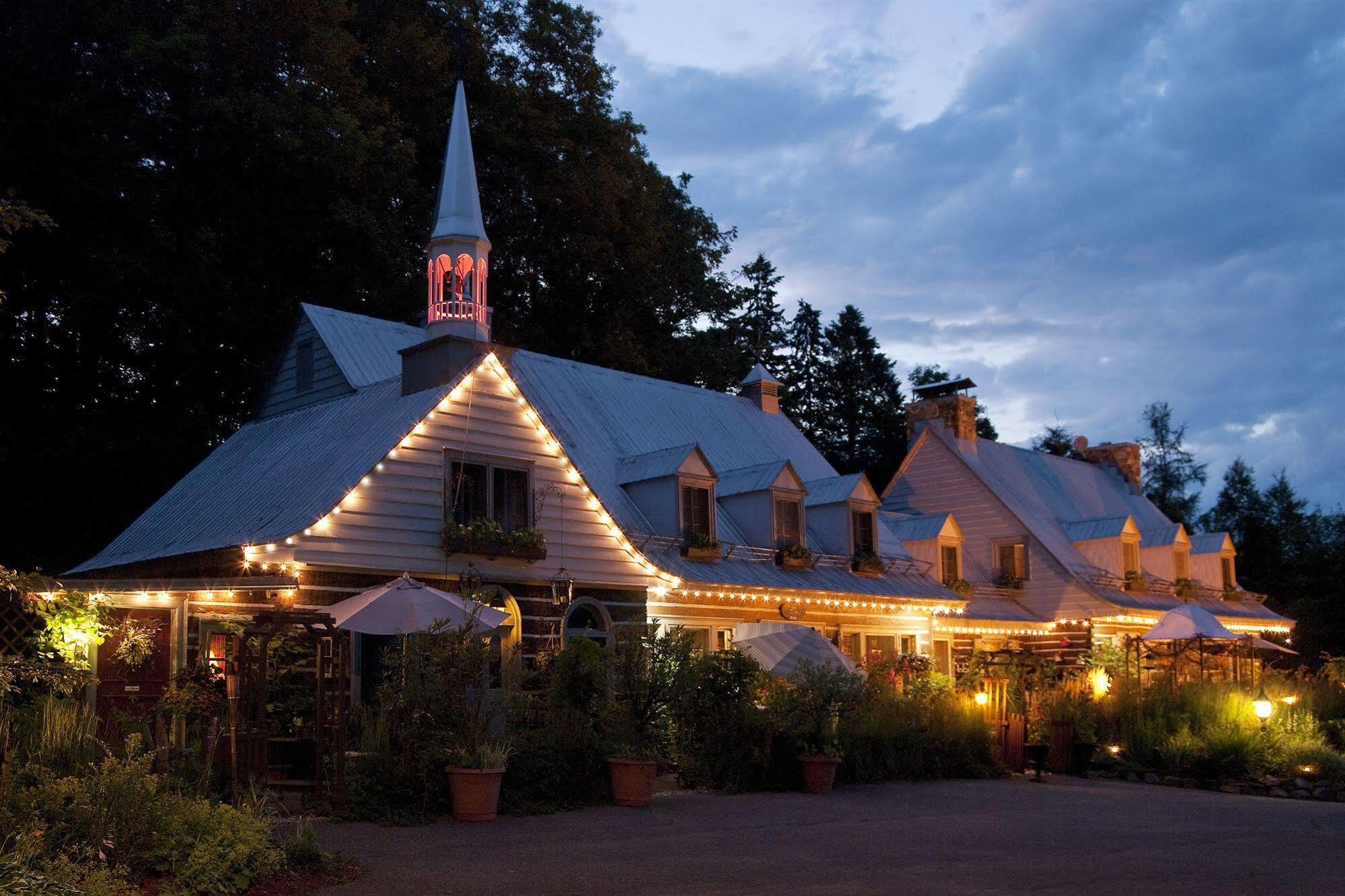 Saint-Sauveur-des-Monts Le Petit Clocher Gite Touristique B & B מראה חיצוני תמונה